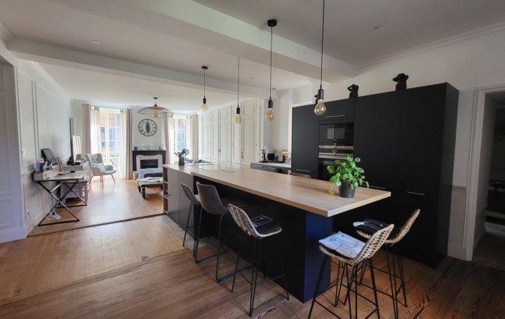 3 Pièces JARNIOUX (69640)  93 m2 285 000 € 