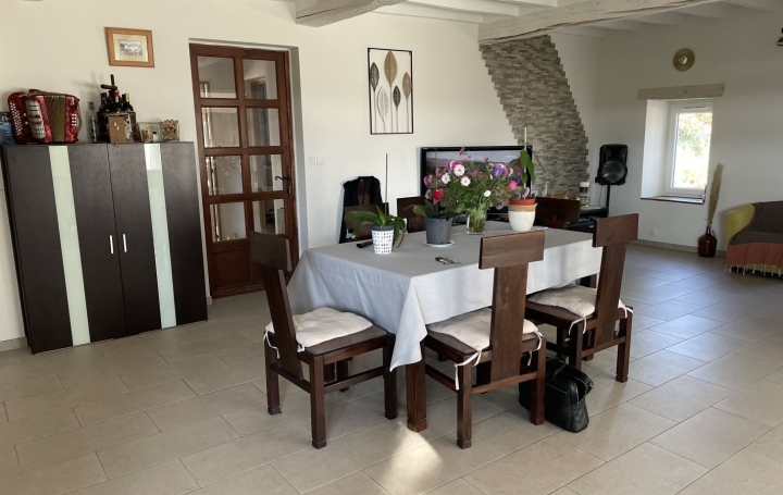 Maison BUZET-SUR-BAISE (47160)  155 m2 270 000 € 