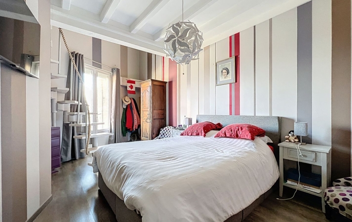 Maison LUCENAY (69480)  192 m2 568 000 € 