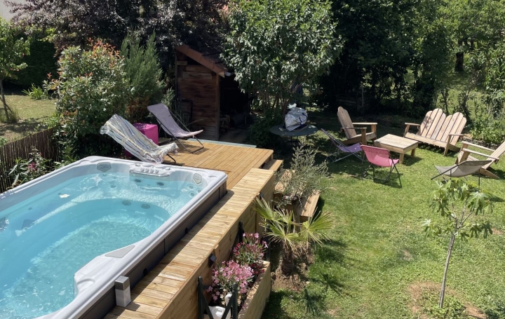 Maison LUCENAY (69480)  192 m2 568 000 € 