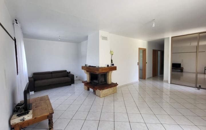 Maison LISSIEU (69380)  108 m2 399 000 € 