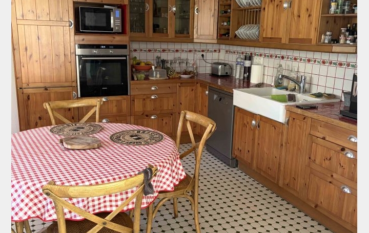 Maison MONTAUBAN (82000)  172 m2 483 000 € 