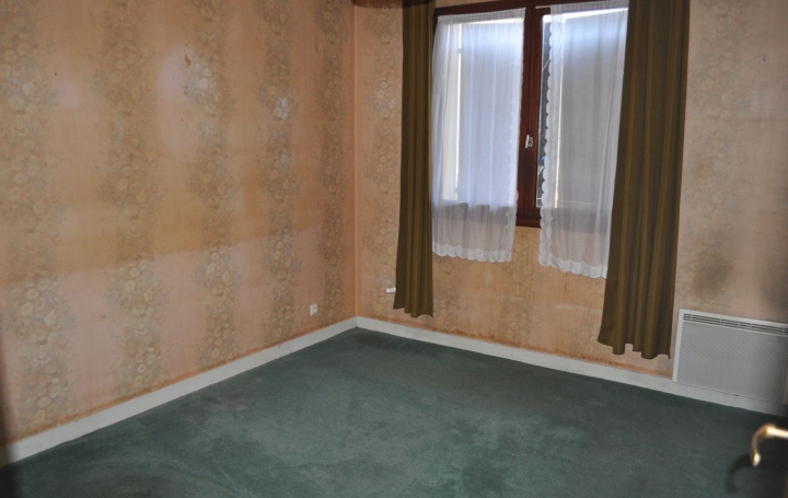 Maison VILLEFRANCHE-SUR-SAONE (69400)  114 m2 356 000 € 