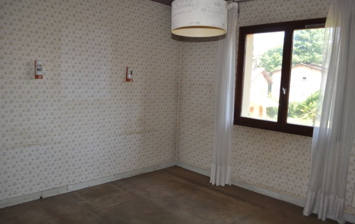 Maison VILLEFRANCHE-SUR-SAONE (69400)  114 m2 356 000 € 