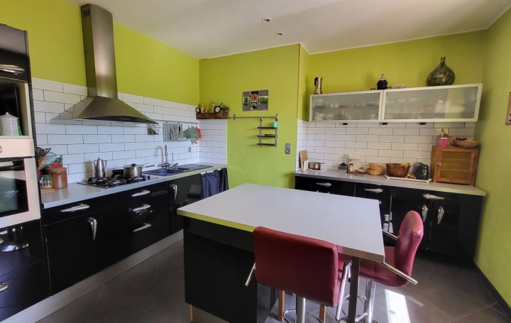 5 Pièces ARNAS (69400)  100 m2 259 000 € 