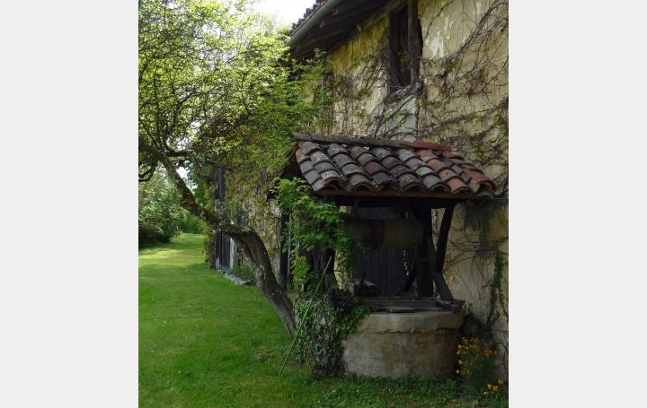 Réseau Immo-diffusion : Propriété  TREFFORT-CUISIAT  245 m2 237 000 € 