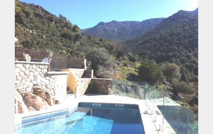 Réseau Immo-diffusion : Villa  PIETRALBA  220 m2 895 000 € 