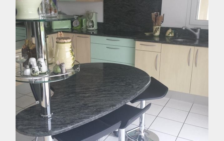 Réseau Immo-diffusion : Villa  ABBEVILLERS  180 m2 320 000 € 