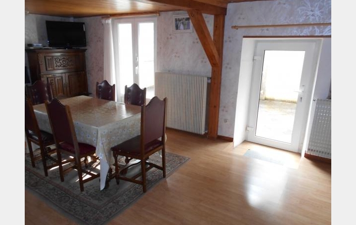 Réseau Immo-diffusion : Maison  ETUPES  140 m2 156 000 € 