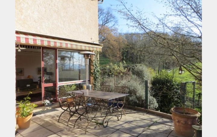 Réseau Immo-diffusion : Maison  SAINT-DIDIER-DE-FORMANS  190 m2 546 000 € 