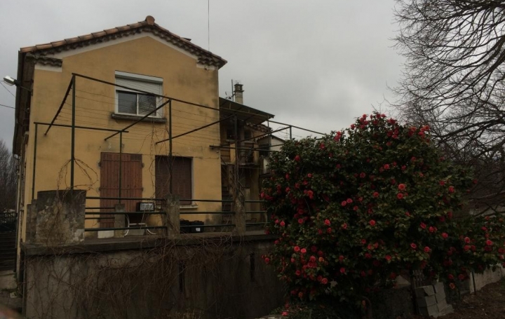 Réseau Immo-diffusion : Appartement P4  CHAMBORIGAUD  100 m2 70 000 € 