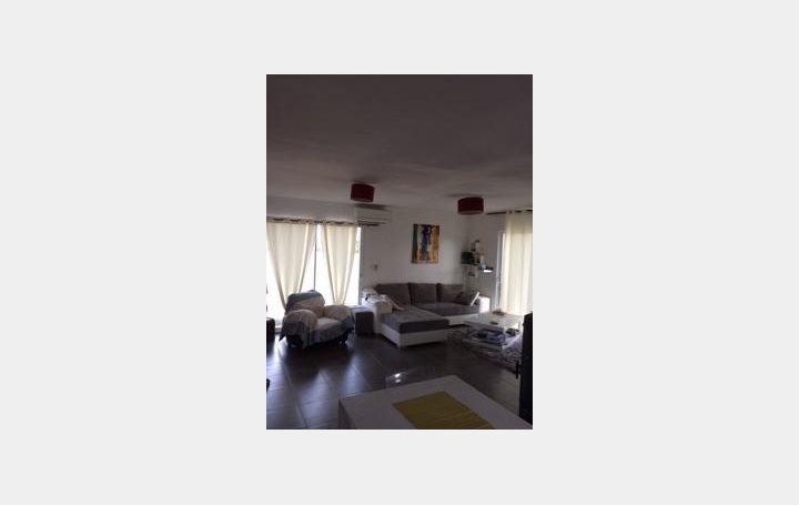 Réseau Immo-diffusion : Maison  CAVES  96 m2 243 000 € 