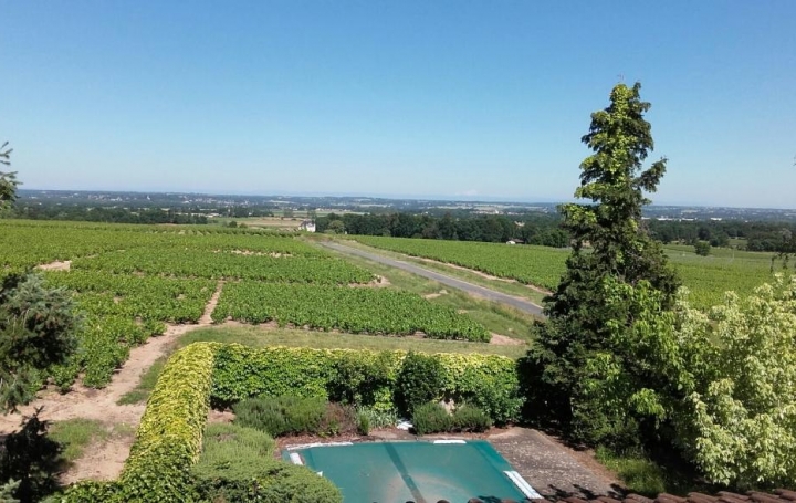 Réseau Immo-diffusion : Maison  SAINT-ETIENNE-DES-OULLIERES  145 m2 235 000 € 