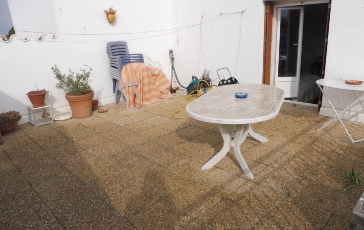 Réseau Immo-diffusion : Appartement P5  PERPIGNAN  110 m2 122 000 € 