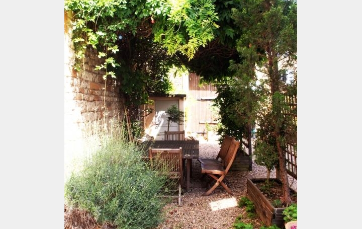 Maison de village MORANCE (69480)  256 m2 365 000 € 