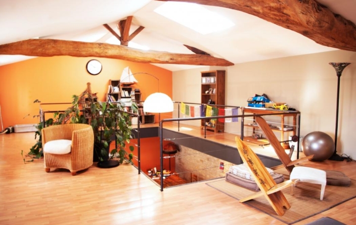 Maison de village MORANCE (69480)  256 m2 365 000 € 