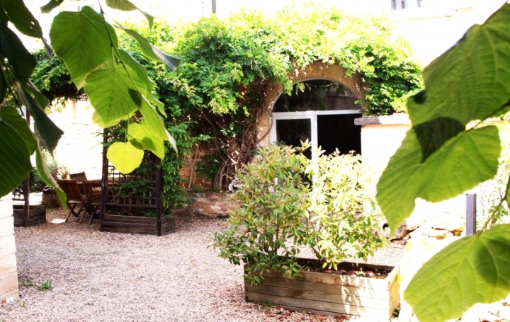 Maison de village MORANCE (69480)  256 m2 365 000 € 