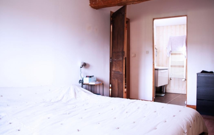 Maison de village MORANCE (69480)  256 m2 365 000 € 