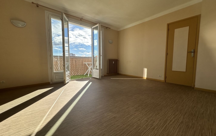 4 Pièces NIMES (30000)  70 m2 169 900 € 