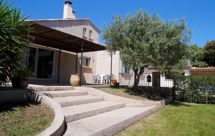 Réseau Immo-diffusion : Maison  LACOSTE  142 m2 1 600 € 