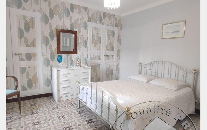 Maison de village NEBIAN (34800)  186 m2 1 196 € 