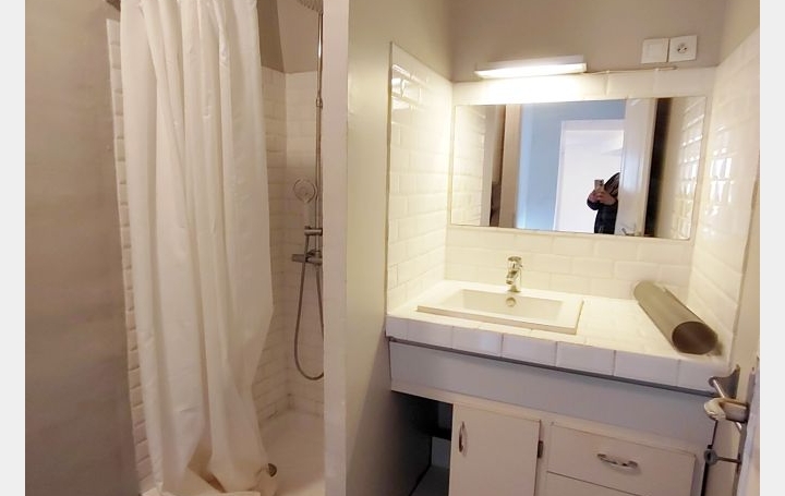 2 Pièces ARGELLIERS (34380)  63 m2 645 € 