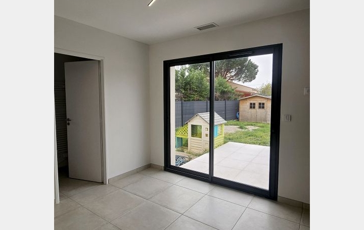 Villa SAINT-ANDRE-DE-SANGONIS (34725)  94 m2 1 172 € 