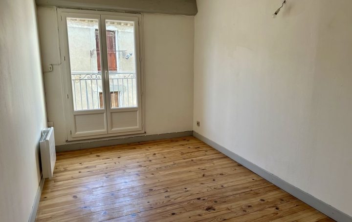 Maison de ville SAINT-ANDRE-DE-SANGONIS (34725)  75 m2 693 € 
