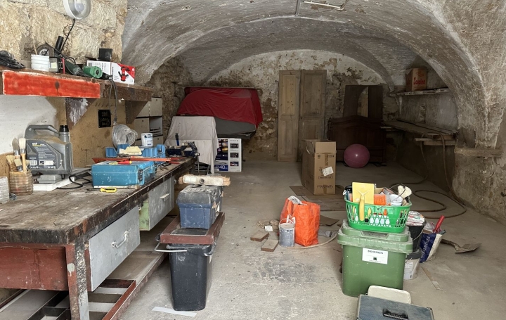 Maison de ville SAINT-ANDRE-DE-SANGONIS (34725)  75 m2 693 € 