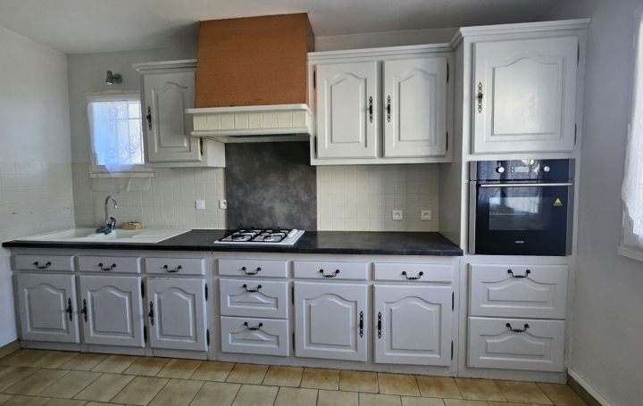 Maison SAINT-JEAN-DE-FOS (34150)  72 m2 667 € 