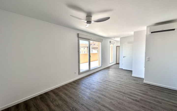 3 Pièces BEZIERS (34500)  61 m2 945 € 