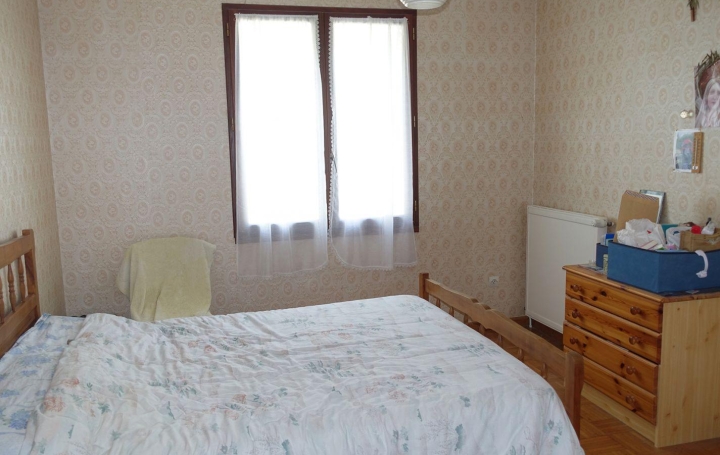 Villa GIGNAC (34150)  114 m2 399 000 € 