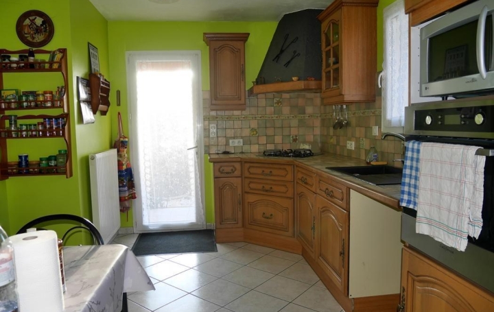 Villa GIGNAC (34150)  100 m2 347 000 € 