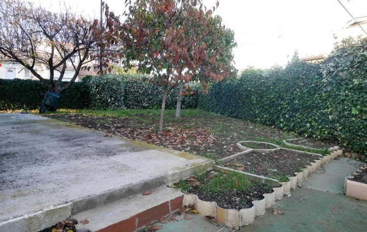 Villa GIGNAC (34150)  100 m2 347 000 € 