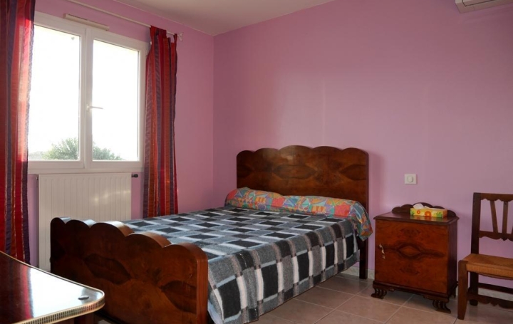 Villa GIGNAC (34150)  100 m2 347 000 € 