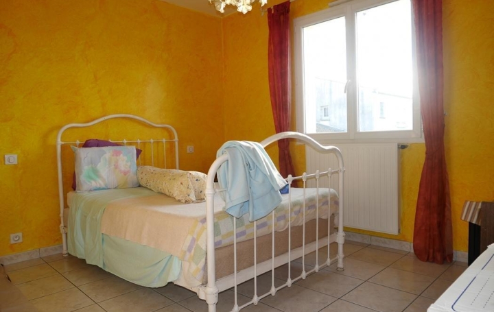 Villa GIGNAC (34150)  100 m2 347 000 € 