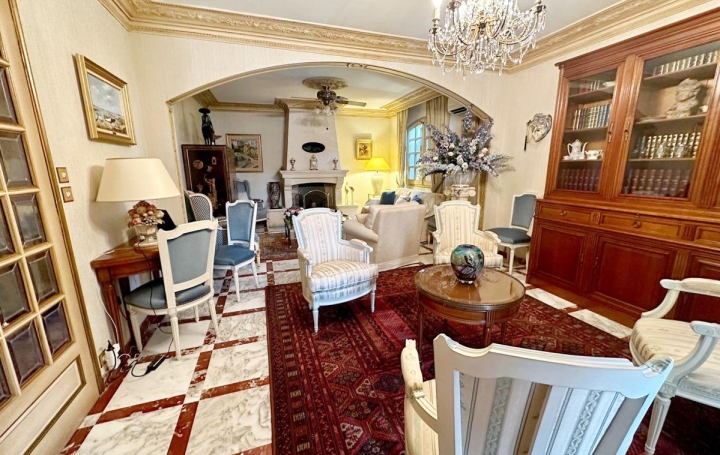 Villa GIGNAC (34150)  139 m2 676 000 € 