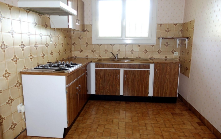 Villa SAINT-JEAN-DE-FOS (34150)  100 m2 315 000 € 