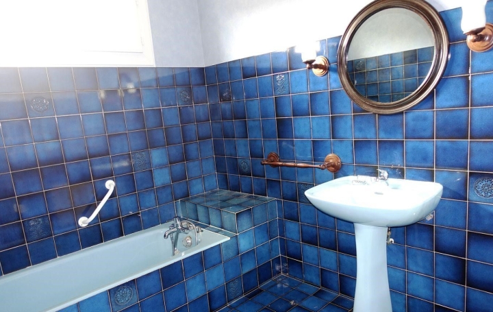 Villa SAINT-JEAN-DE-FOS (34150)  100 m2 315 000 € 