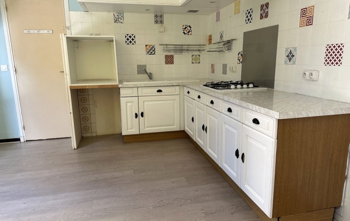 Villa SAINT-ANDRE-DE-SANGONIS (34725)  92 m2 330 750 € 