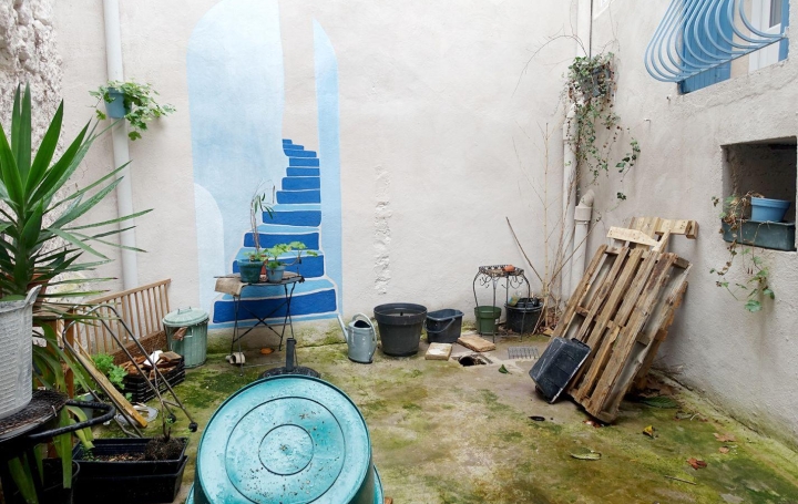 Studio GIGNAC (34150)  38 m2 47 000 € 