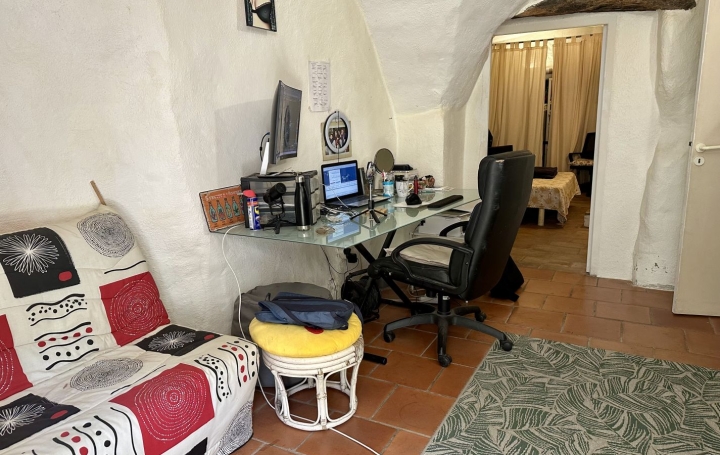 Maison de village MONTPEYROUX (34150)  75 m2 136 000 € 