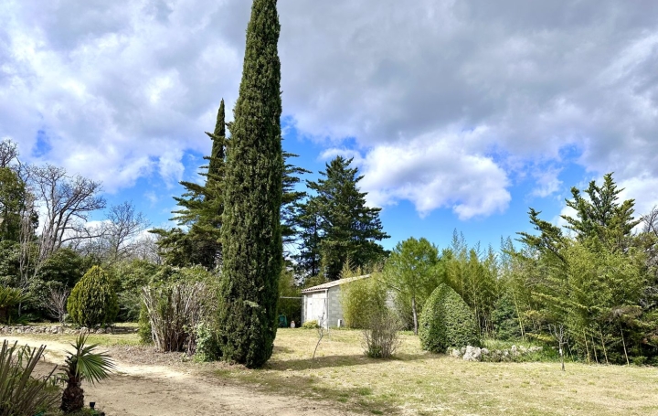 Propriété PAULHAN (34230)  83 m2 590 000 € 