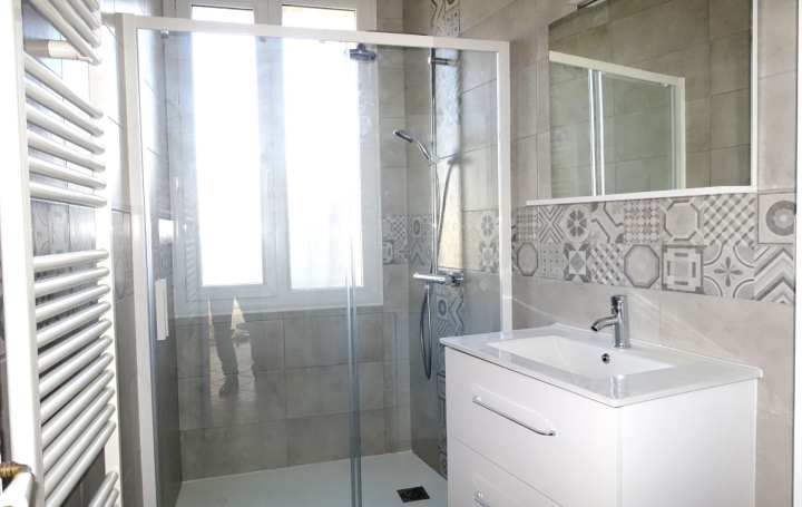 Maison de ville GIGNAC (34150)  100 m2 395 000 € 