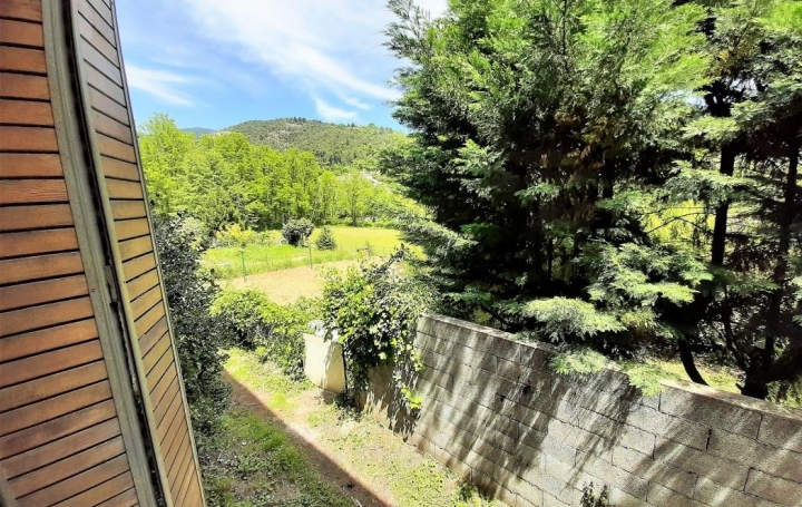 Réseau Immo-diffusion : Appartement P3  LALEVADE-D'ARDECHE  68 m2 85 000 € 