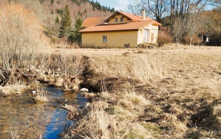 Réseau Immo-diffusion : Maison  USCLADES-ET-RIEUTORD  100 m2 128 400 € 