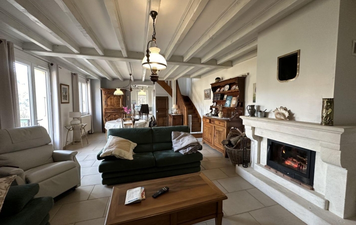 Maison ANTRAIGUES-SUR-VOLANE (07530)  120 m2 280 000 € 