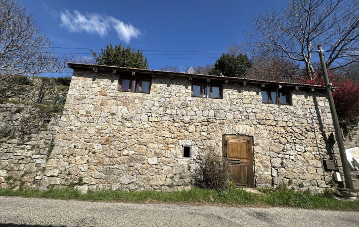 Maison AIZAC (07530)  38 m2 69 000 € 