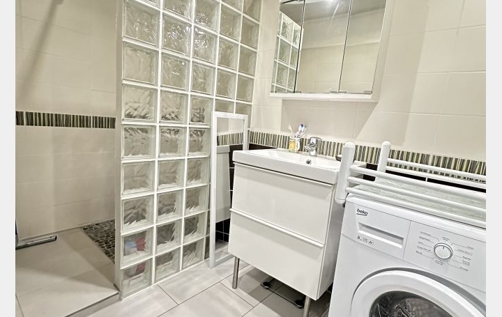 Maison ANTRAIGUES-SUR-VOLANE (07530)  72 m2 172 000 € 