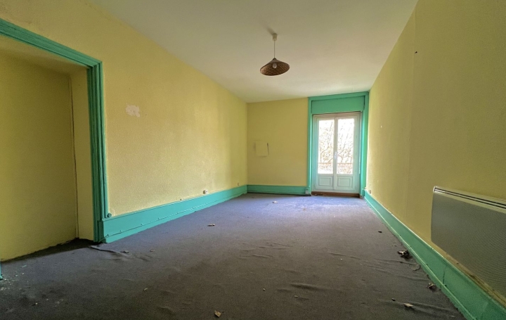 3 Pièces AUBENAS (07200)  114 m2 99 000 € 